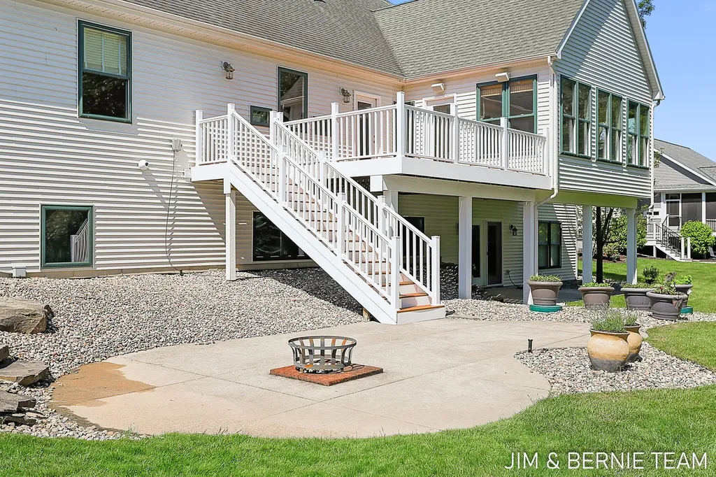 3477 Palmer Drive Saugatuck Township MI 49453