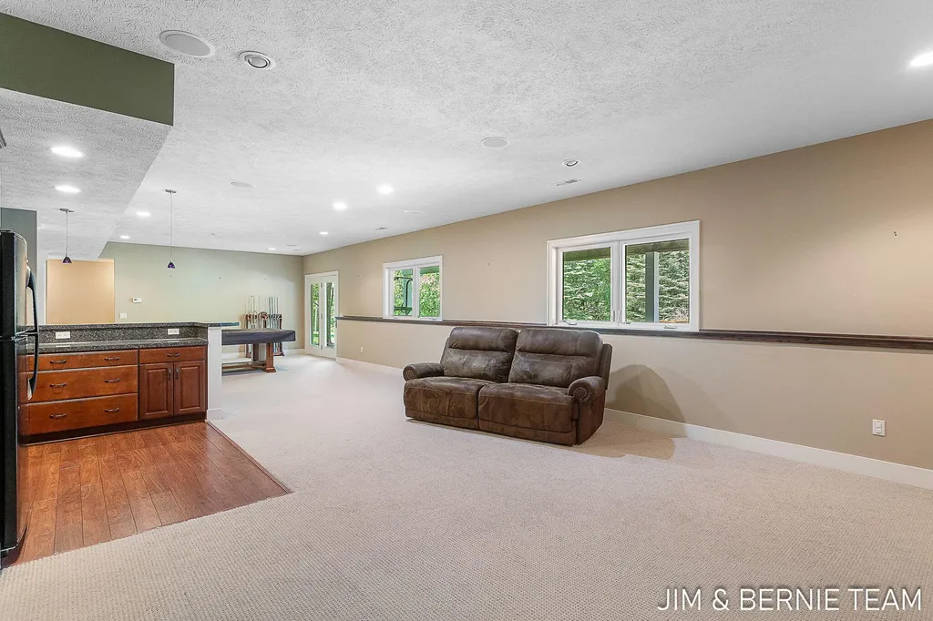 3477 Palmer Drive Saugatuck Township MI 49453