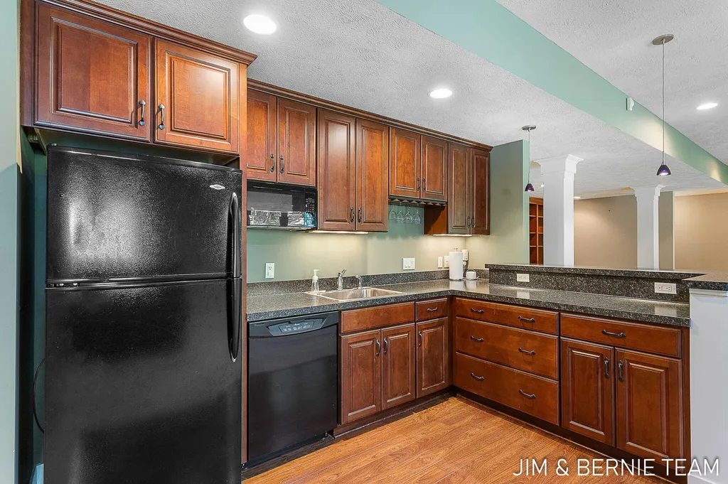 3477 Palmer Drive Saugatuck Township MI 49453