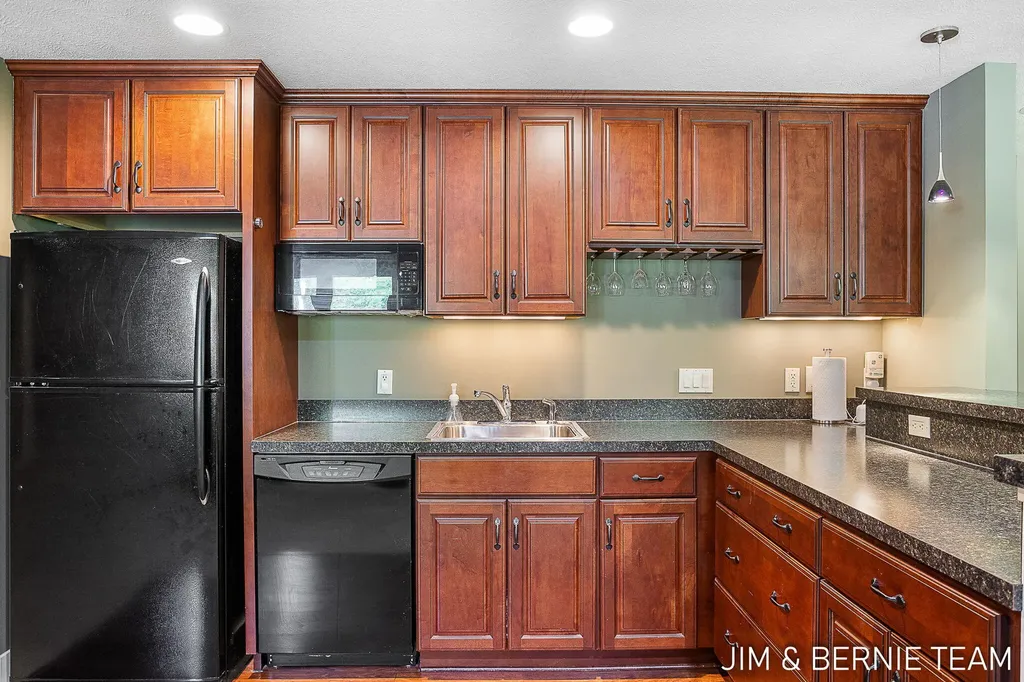 3477 Palmer Drive Saugatuck Township MI 49453