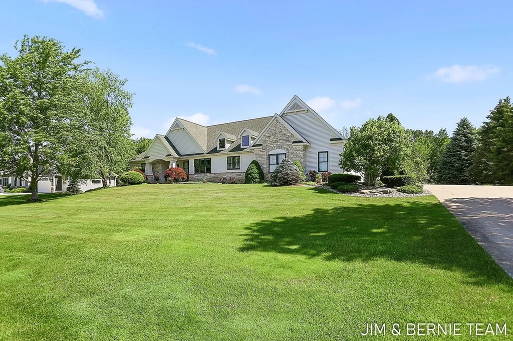 3477 Palmer Drive Saugatuck Township MI 49453
