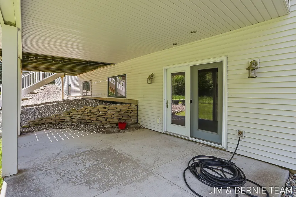 3477 Palmer Drive Saugatuck Township MI 49453