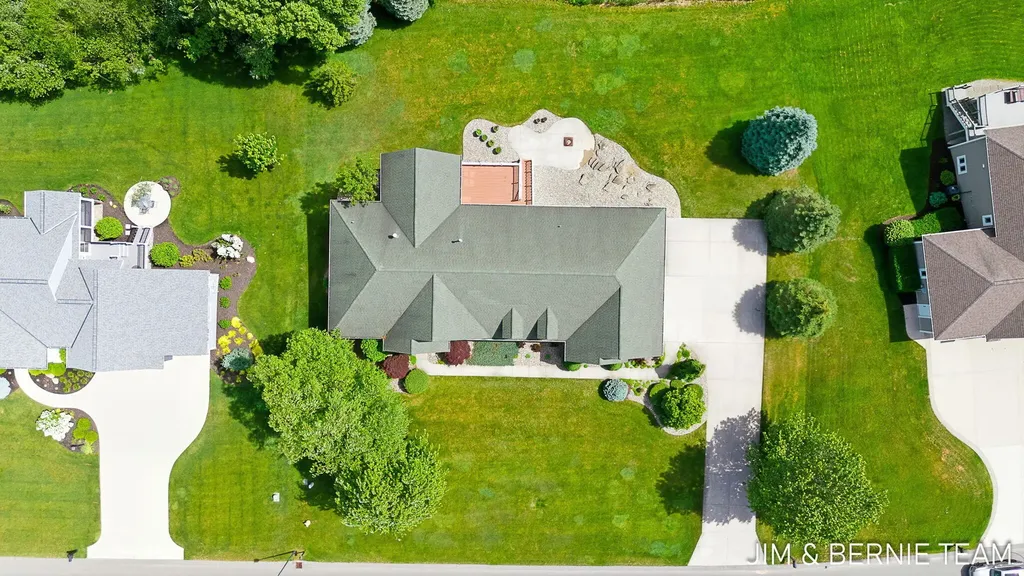 3477 Palmer Drive Saugatuck Township MI 49453