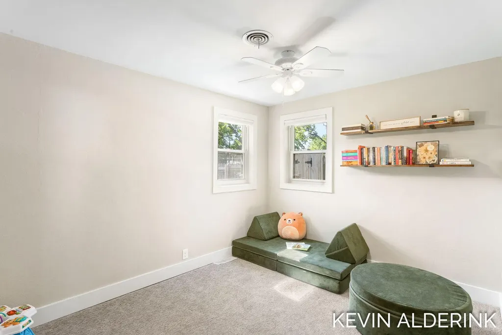 1738 92nd Avenue Zeeland Charter Township MI 49464
