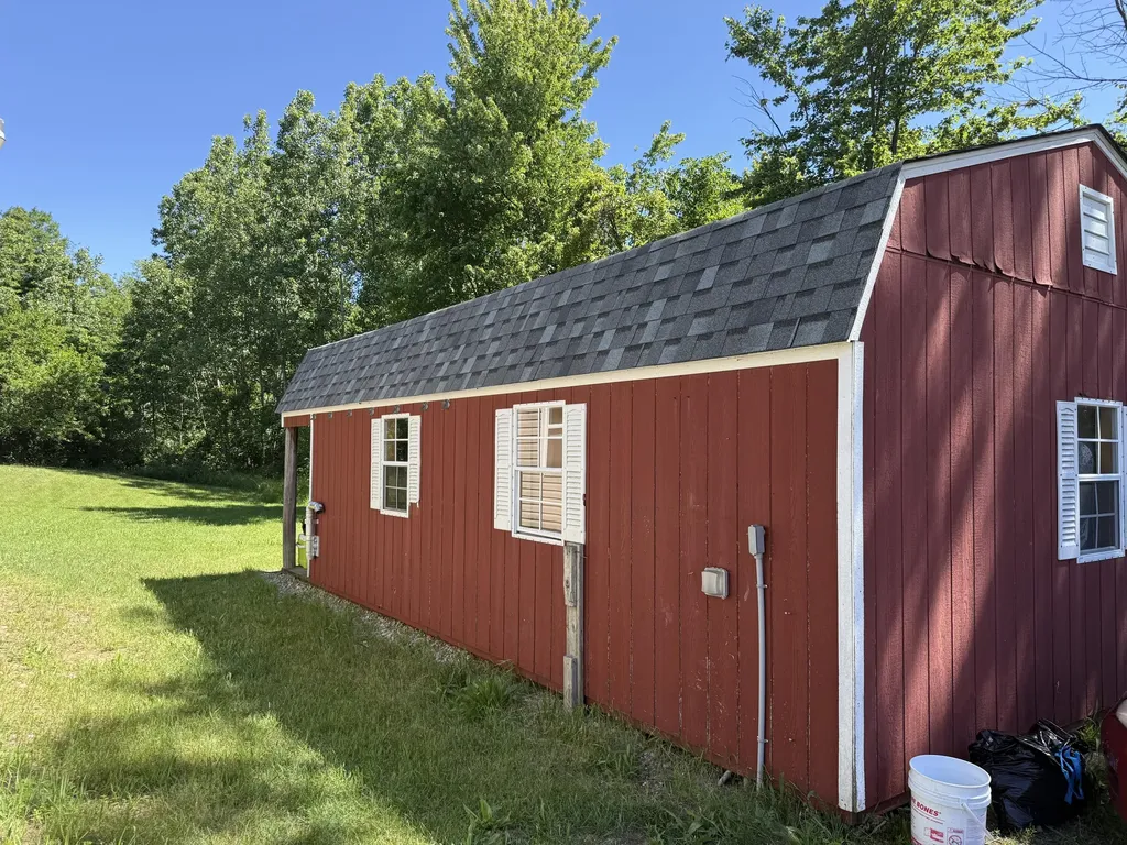 6039 126th Avenue Saugatuck Township MI 49010