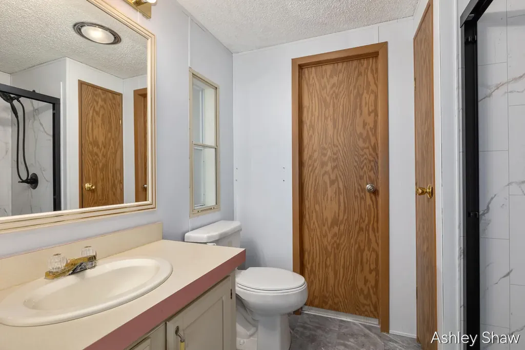 13566 Pinewood Drive Grand Haven Charter Township MI 49417