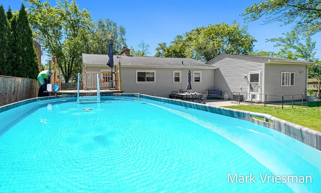 3125 Coolidge Road Roosevelt Park City MI 49441
