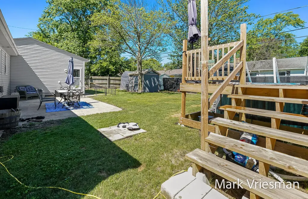 3125 Coolidge Road Roosevelt Park City MI 49441