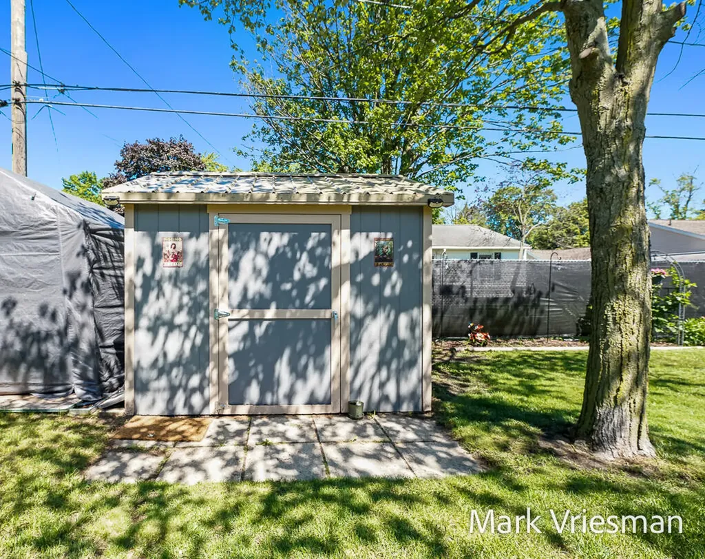 3125 Coolidge Road Roosevelt Park City MI 49441