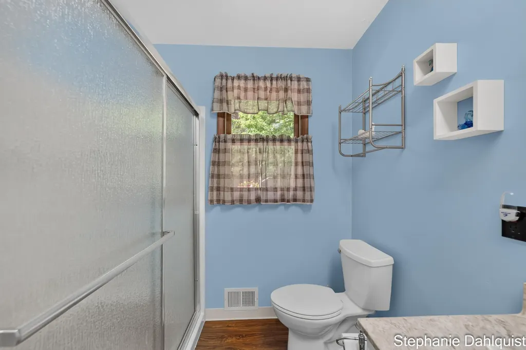 1646 W Giles Road Laketon Township MI 49445
