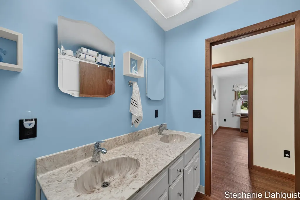 1646 W Giles Road Laketon Township MI 49445