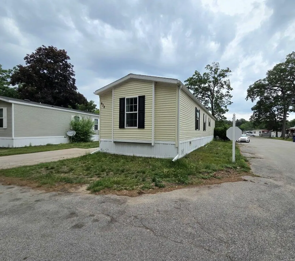 638 Courtland Lane Egelston Township MI 49442
