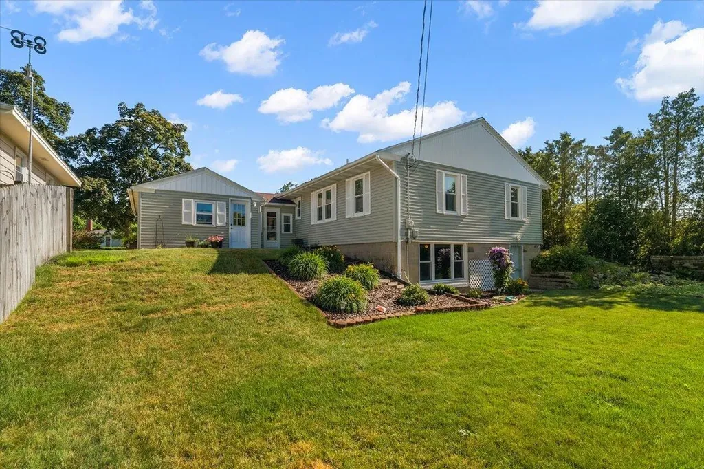 42 W 29th Street Holland City MI 49423