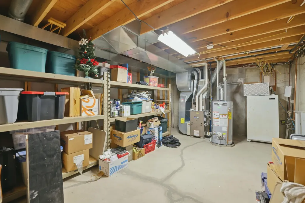 15915 Ryan Drive Park Township MI 49424