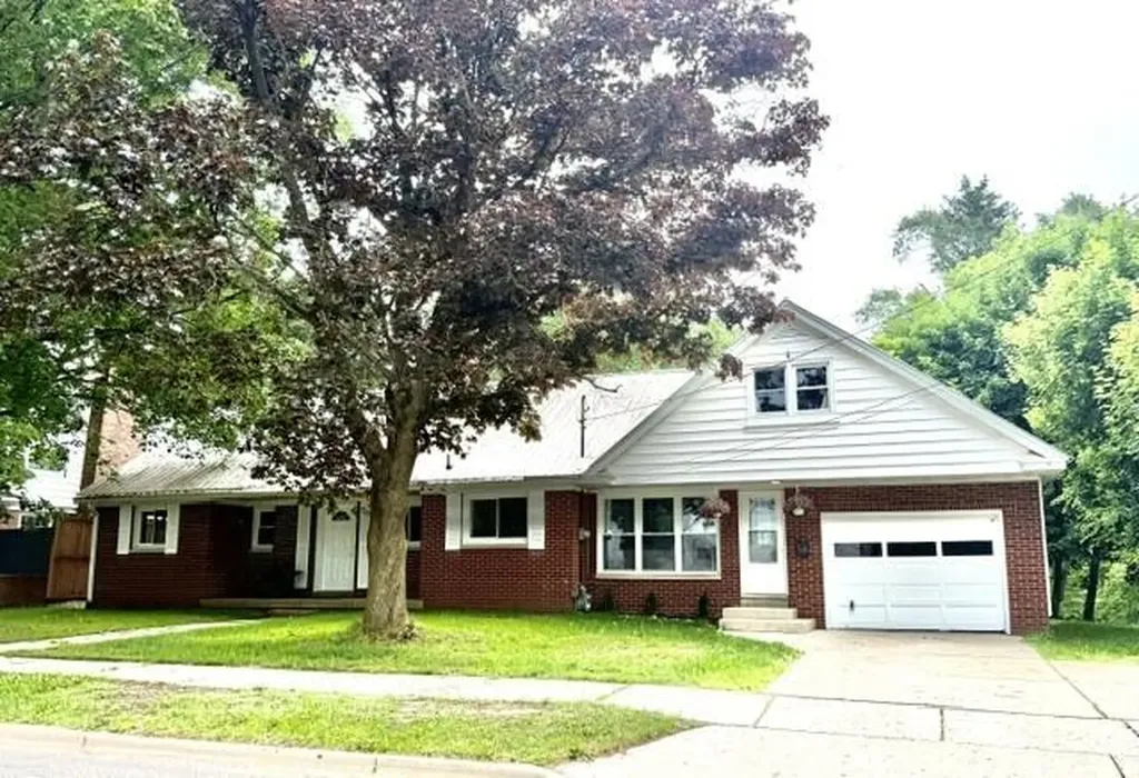 222 East Avenue Fremont City MI 49412