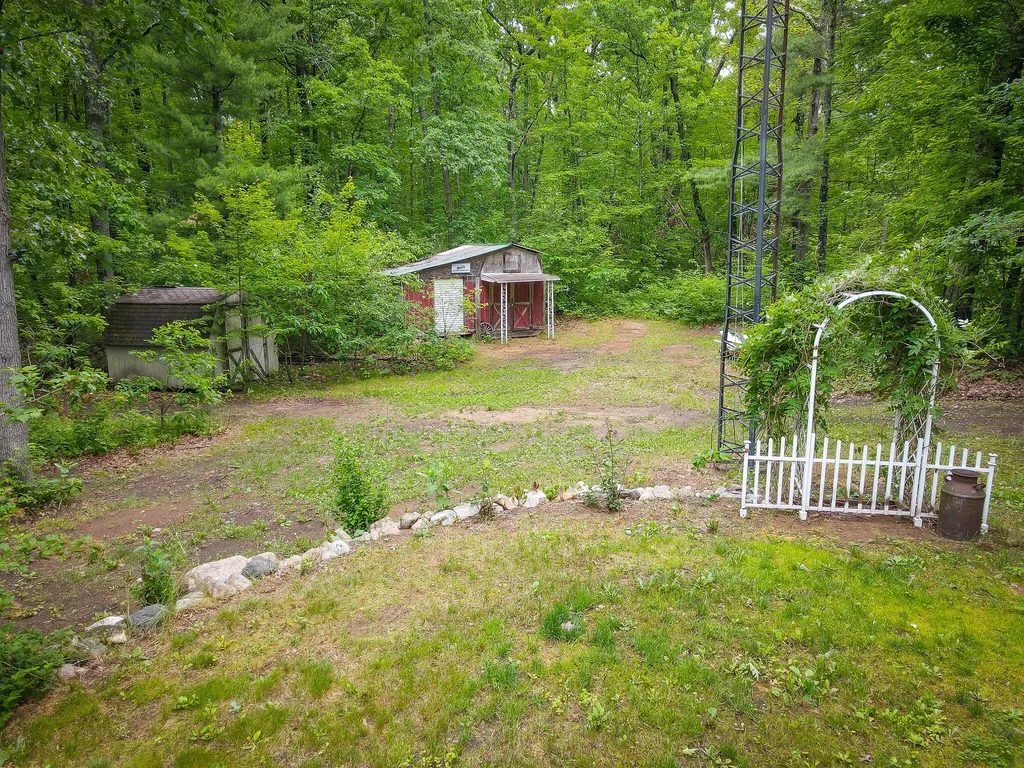 1293 W Grant Street Merrill Township MI 49309