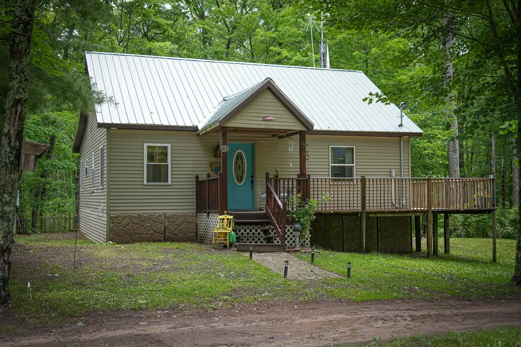 1293 W Grant Street Merrill Township MI 49309