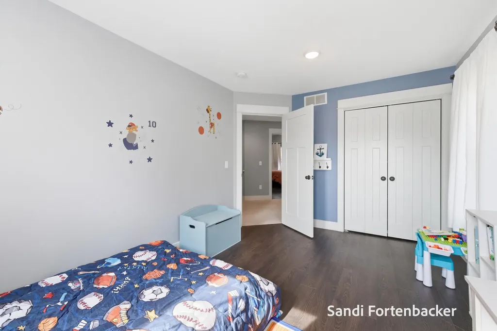 6635 Timberbrook Court Norton Shores City MI 49444