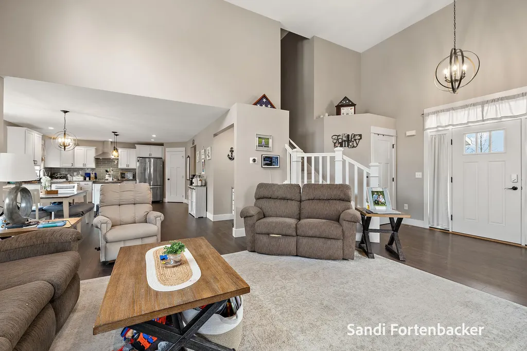 6635 Timberbrook Court Norton Shores City MI 49444