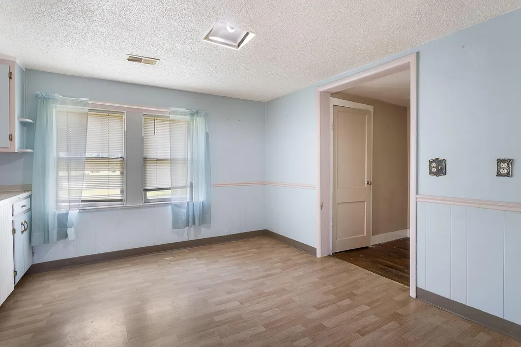 1512 New Street Muskegon Charter Township MI 49442