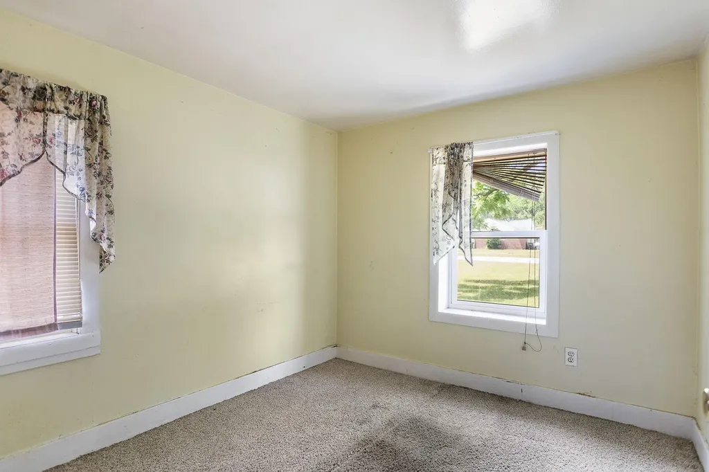 1512 New Street Muskegon Charter Township MI 49442