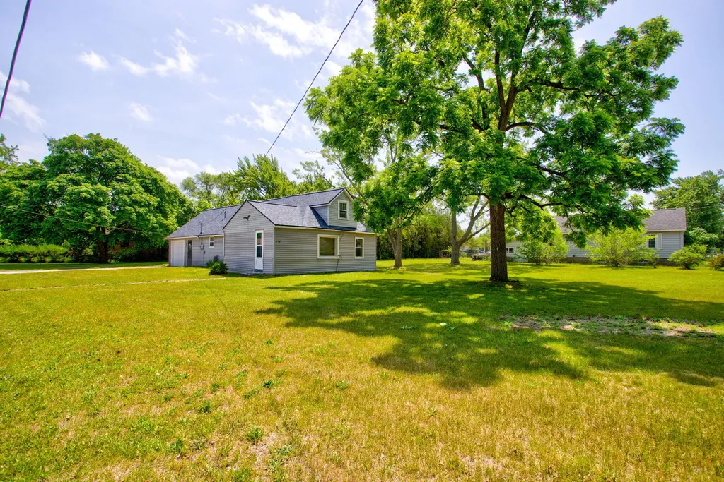1512 New Street Muskegon Charter Township MI 49442