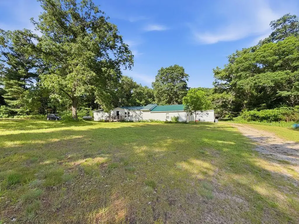 6925 Schow Road Cedar Creek Township MI 49425