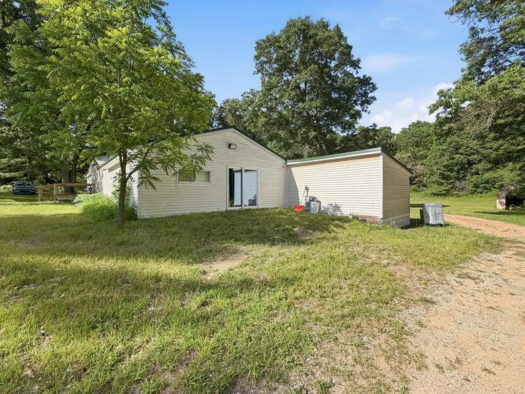 6925 Schow Road Cedar Creek Township MI 49425