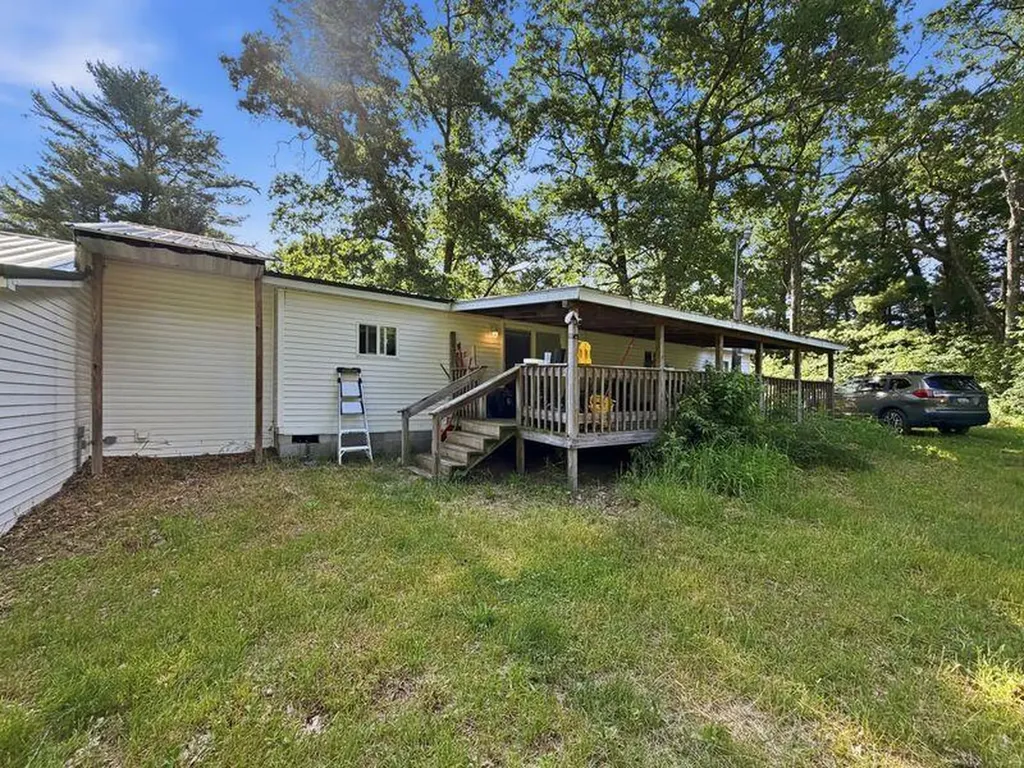 6925 Schow Road Cedar Creek Township MI 49425