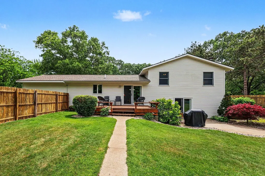 2332 Filonow Drive Fruitport Charter Township MI 49444