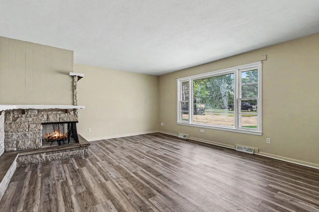 1635 Roberts Street Muskegon City MI 49442