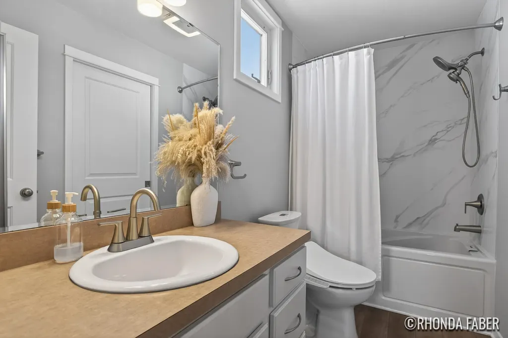 3933 Spruce Lane Holland Charter Township MI 49424