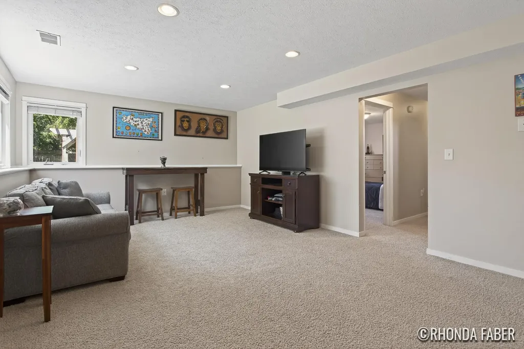 3933 Spruce Lane Holland Charter Township MI 49424