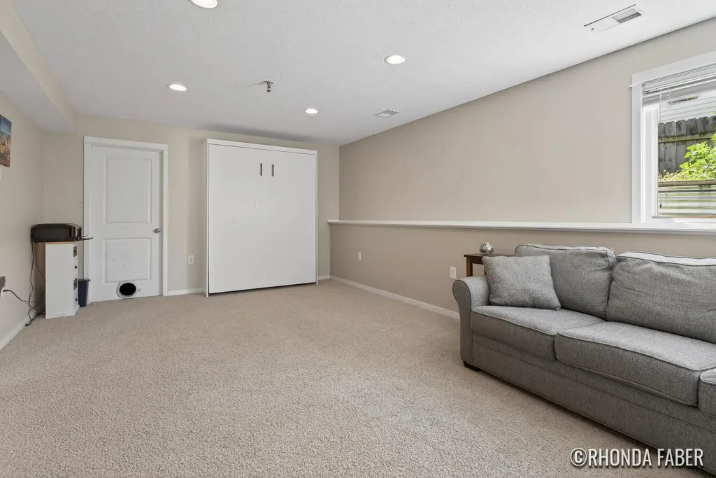 3933 Spruce Lane Holland Charter Township MI 49424