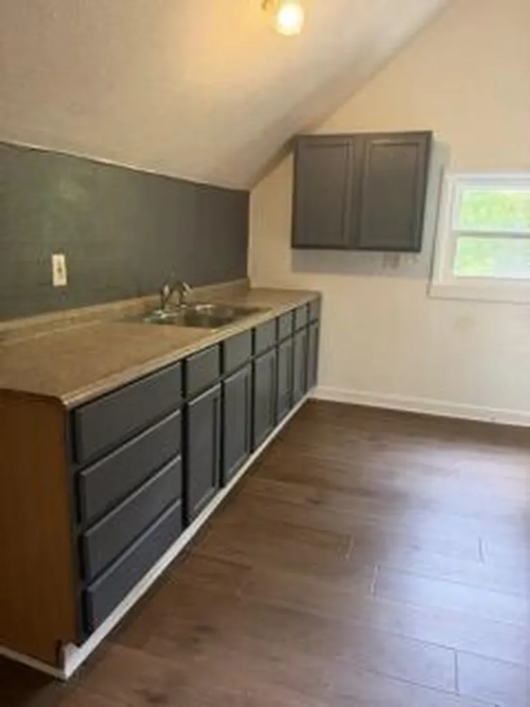 2541 Jefferson Street Muskegon Heights City MI 49444