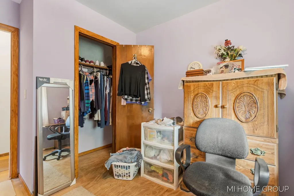 155 Burke Avenue Holland Charter Township MI 49424