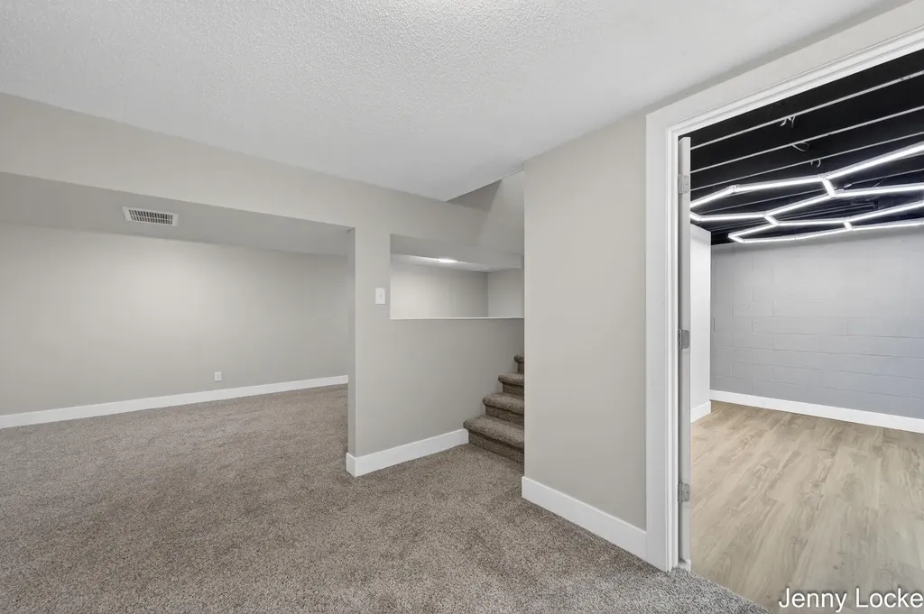 2391 Macarthur Road Muskegon Charter Township MI 49442