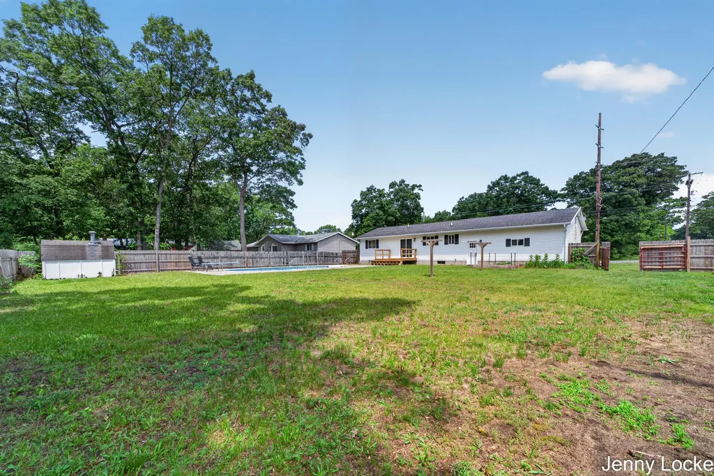 2391 Macarthur Road Muskegon Charter Township MI 49442
