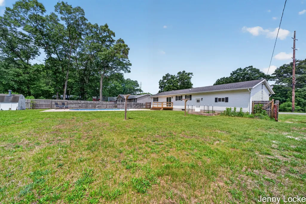 2391 Macarthur Road Muskegon Charter Township MI 49442