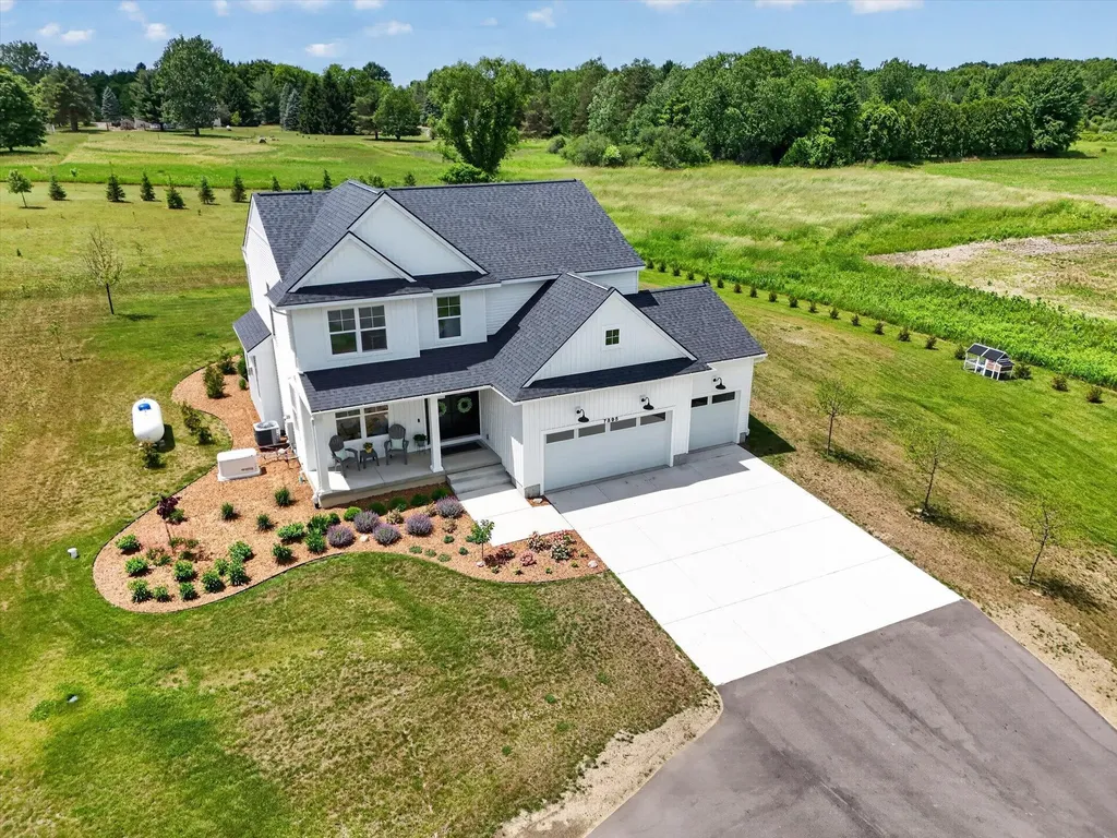 7895 Oak Grove Road Howell City MI 48855