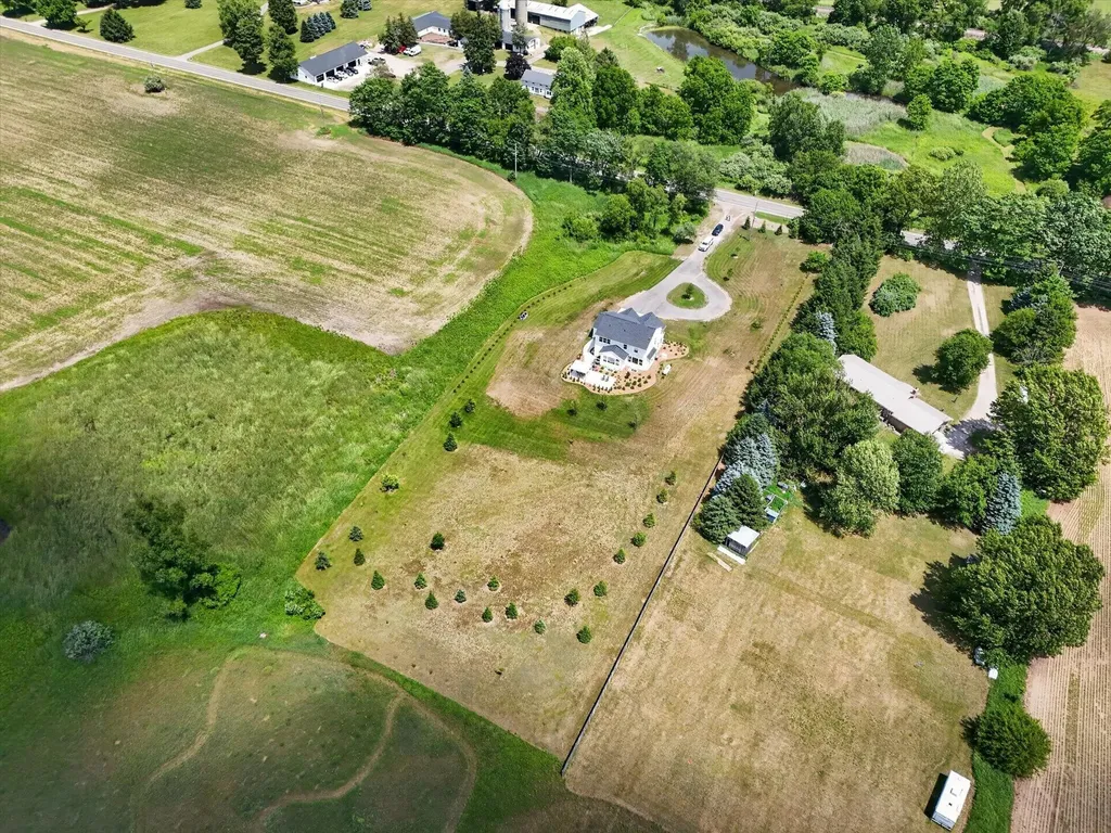 7895 Oak Grove Road Howell City MI 48855