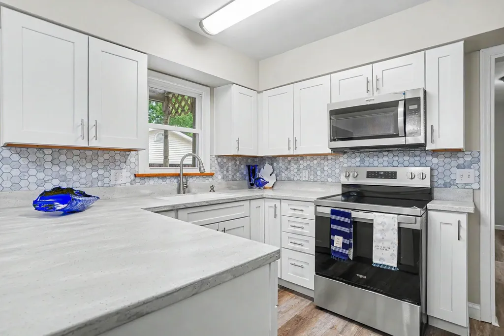 1605 Hansen Street Laketon Township MI 49445