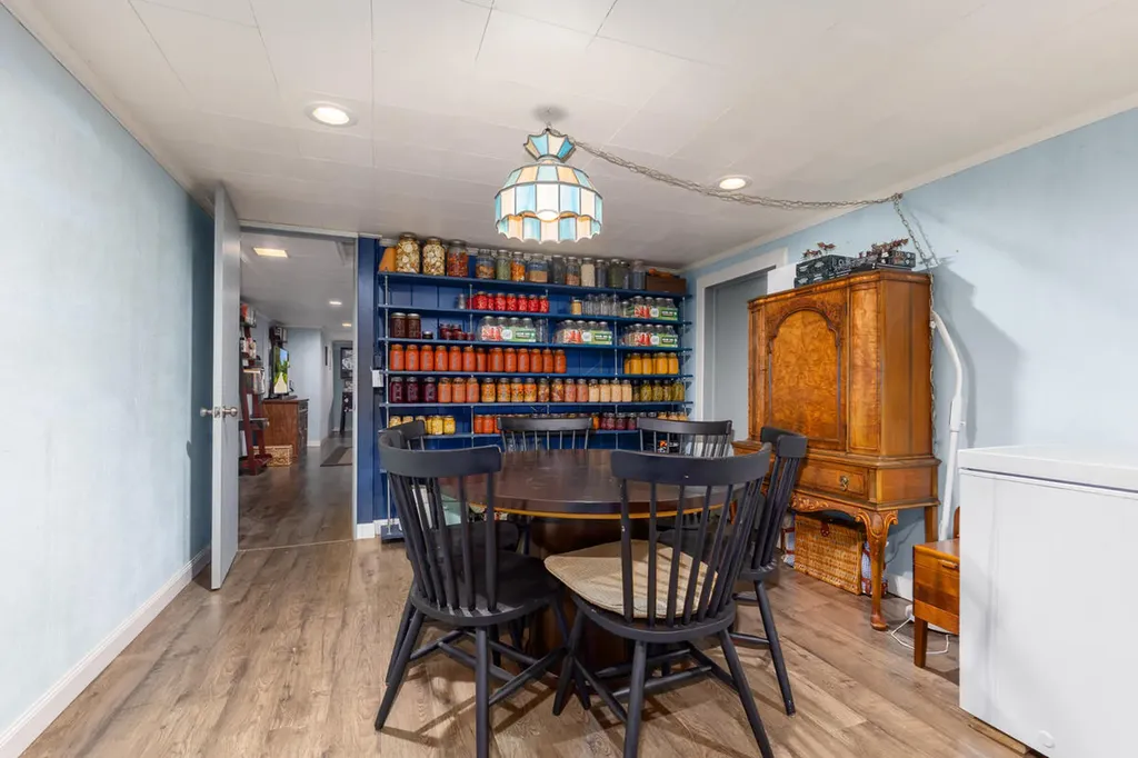 38 E Beltline Avenue SE Grand Rapids Charter Township MI 49506