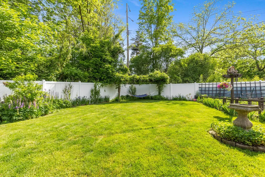 38 E Beltline Avenue SE Grand Rapids Charter Township MI 49506