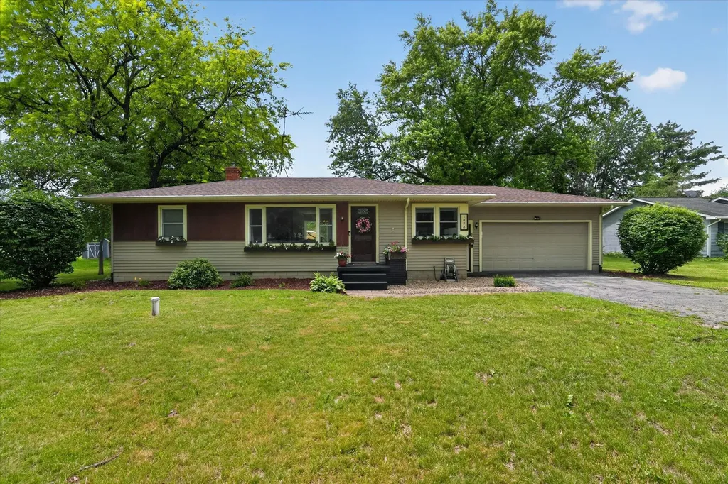 1878 E Clinton Trail Eaton Township MI 48813
