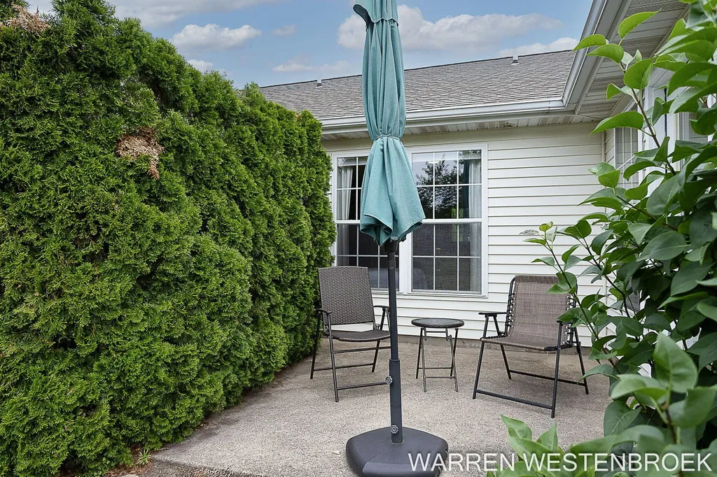 11962 Willow Wood Lane S Holland Charter Township MI 49424