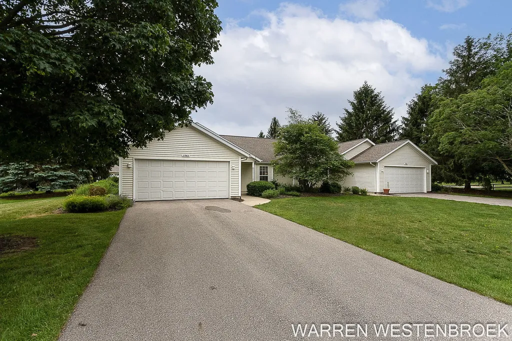11962 Willow Wood Lane S Holland Charter Township MI 49424