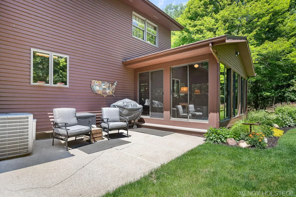 6994 Frontier Drive Port Sheldon Township MI 49460