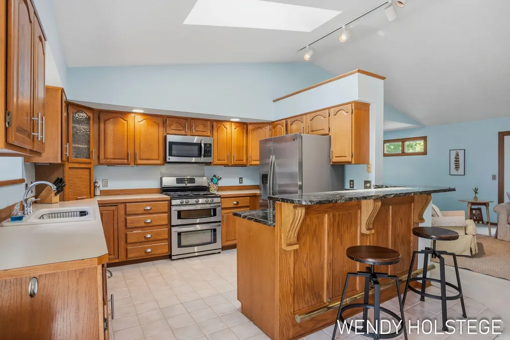 2135 Lakeridge Drive Park Township MI 49424