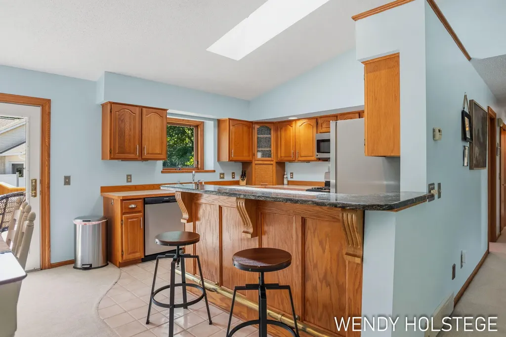2135 Lakeridge Drive Park Township MI 49424